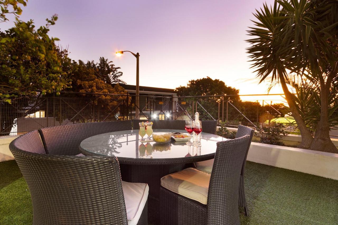Beachside - Camps Bay Villa