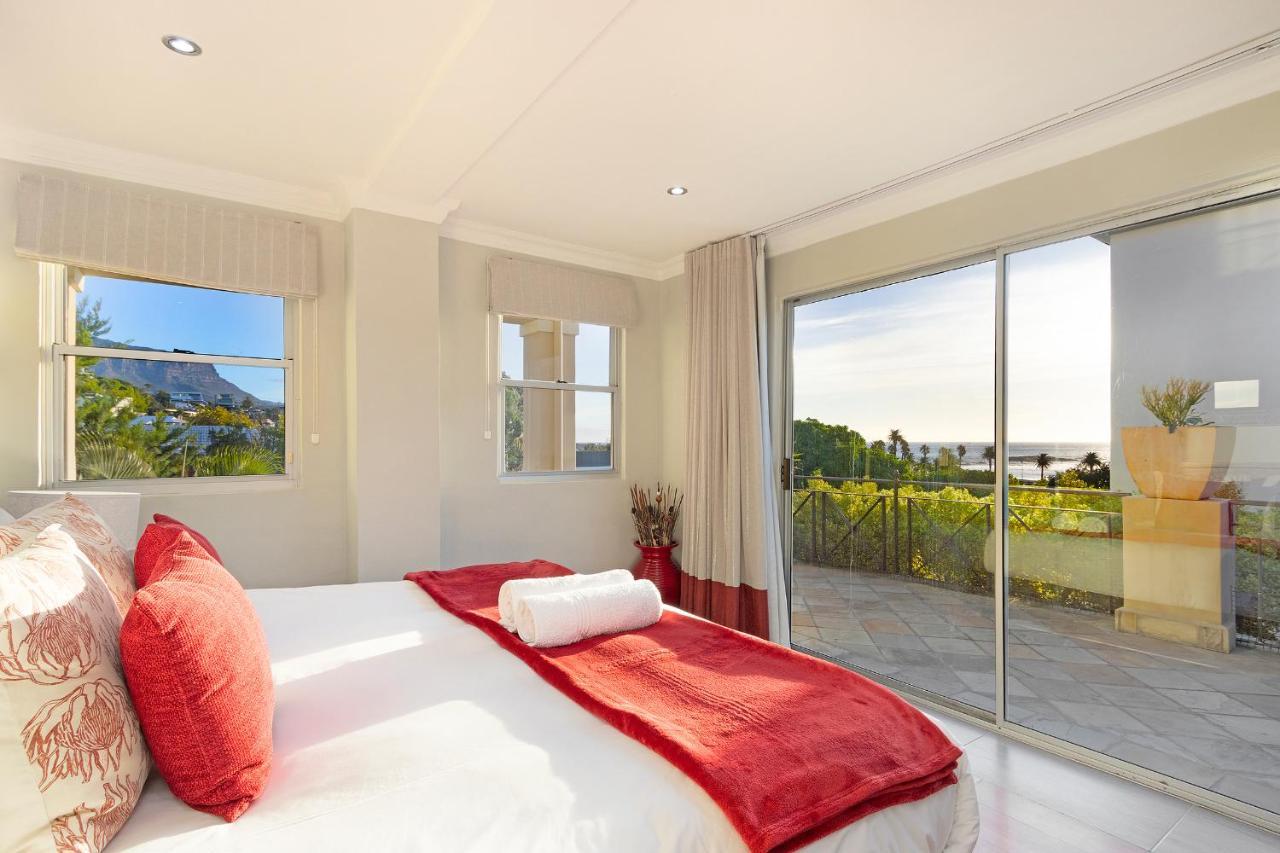 Villa Beachside - Camps Bay